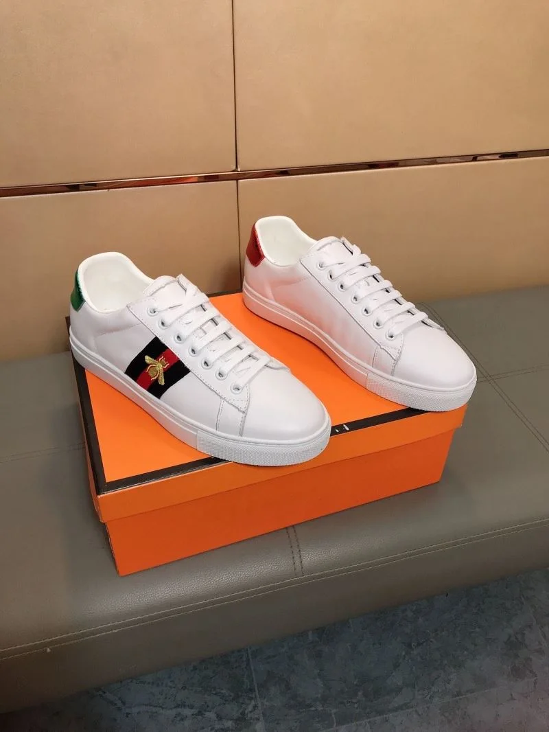 Gucci ACE Shoes Sleek 25893