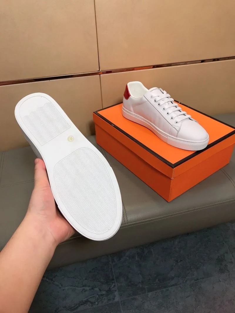 Gucci ACE Shoes Sleek 25893