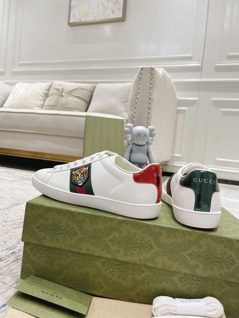 Gucci ACE Shoes Cozy 24560