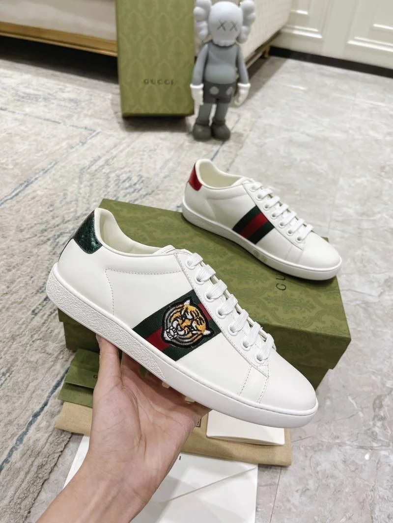Gucci ACE Shoes Cozy 24560