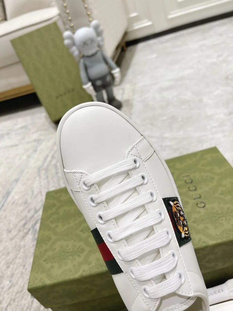 Gucci ACE Shoes Cozy 24560