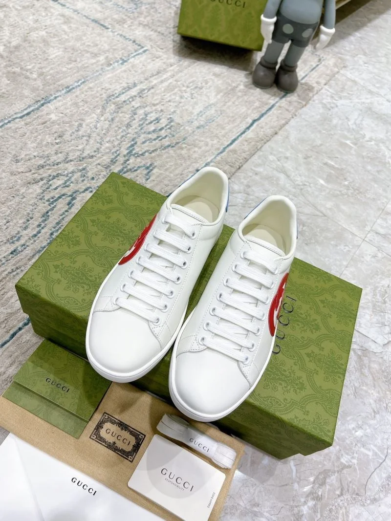 Flexible Gucci ACE Shoes 24540