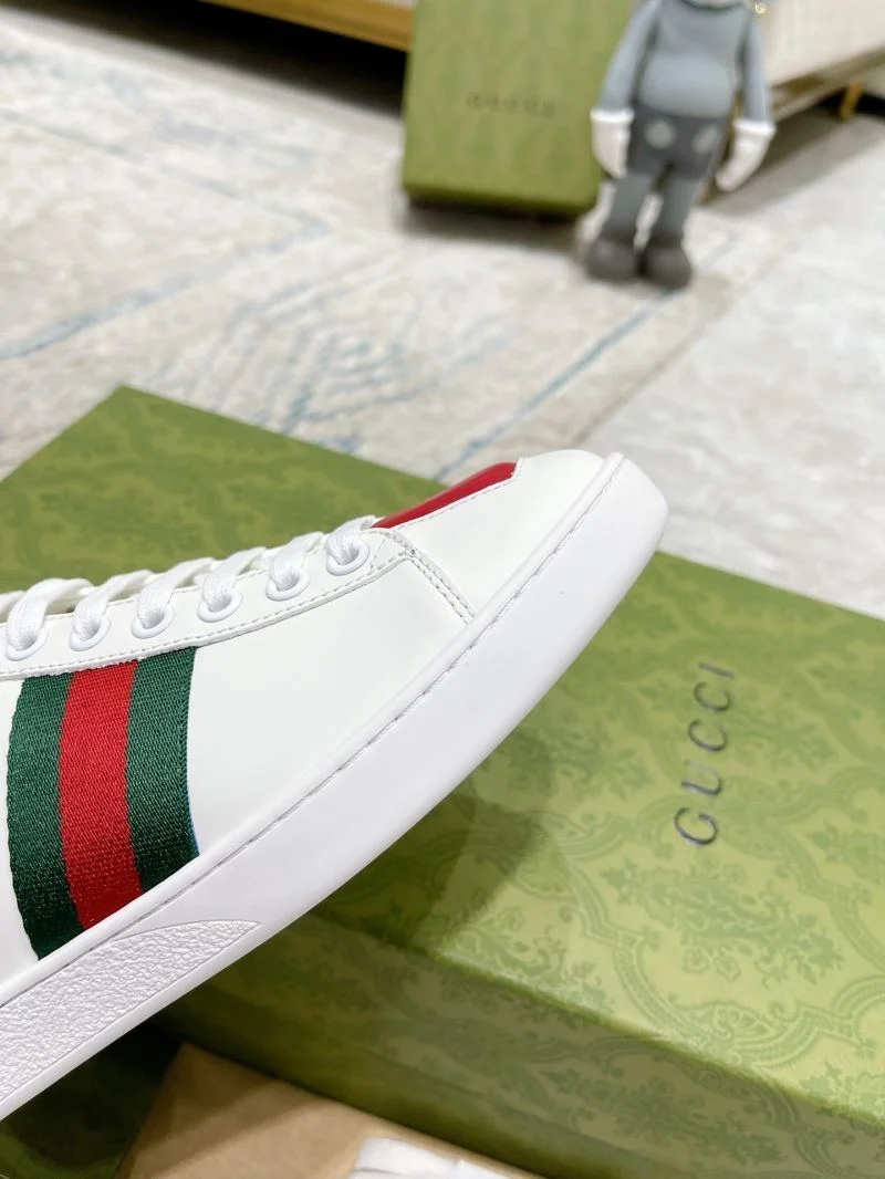 Minimalist Gucci ACE Shoes 24550