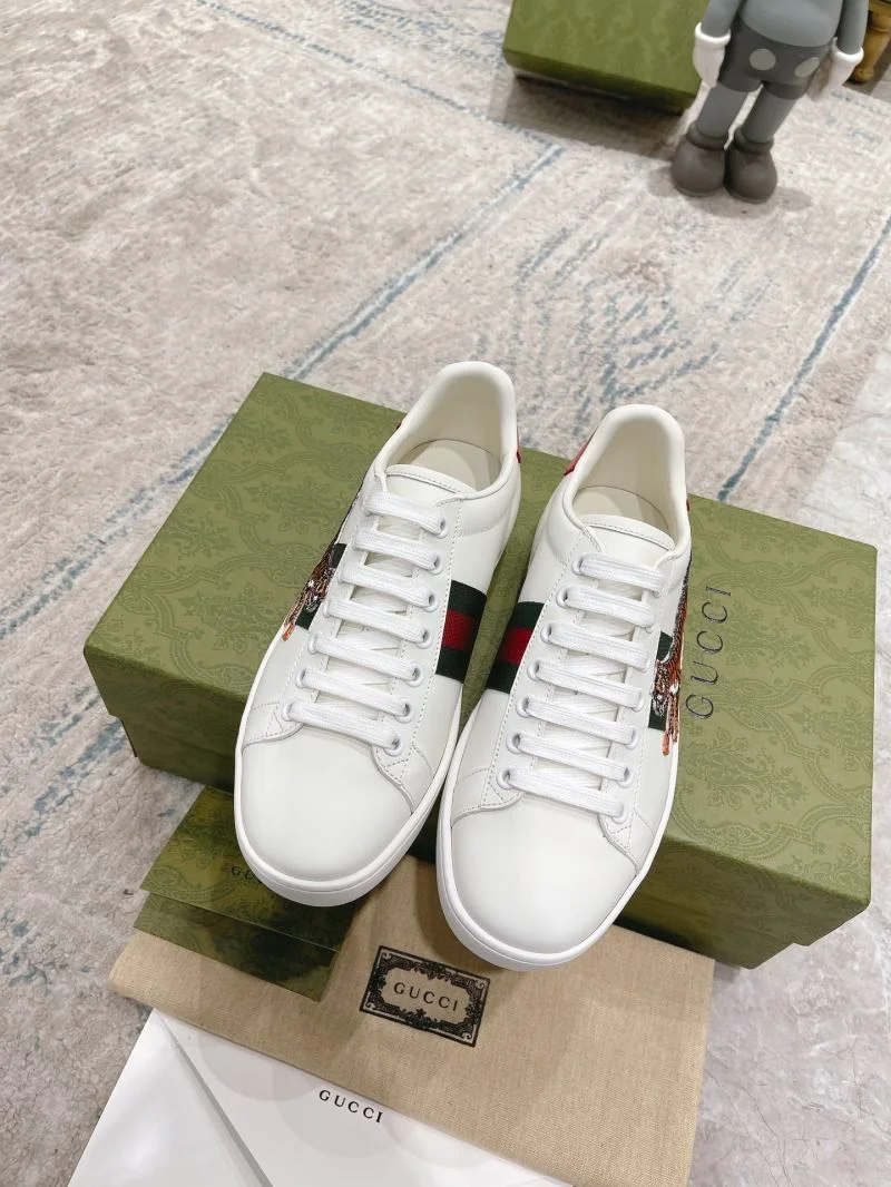 Gucci ACE Shoes Lightweight 24532