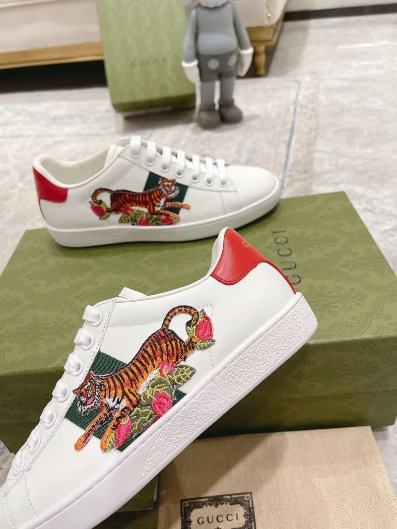 Gucci ACE Shoes Lightweight 24532