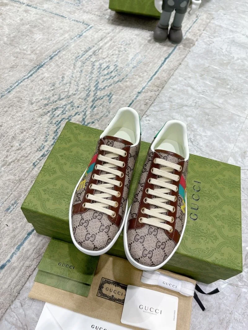 Lightweight Gucci ACE Shoes 24536