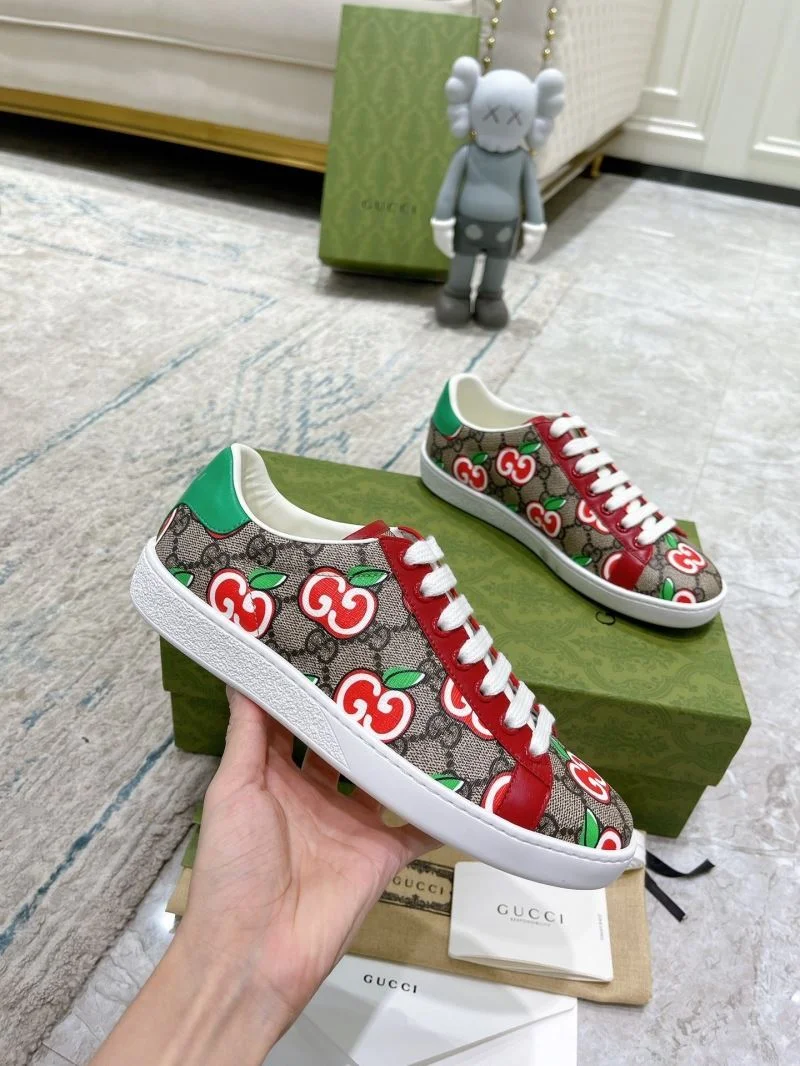 Gucci ACE Shoes Seasonal 24544