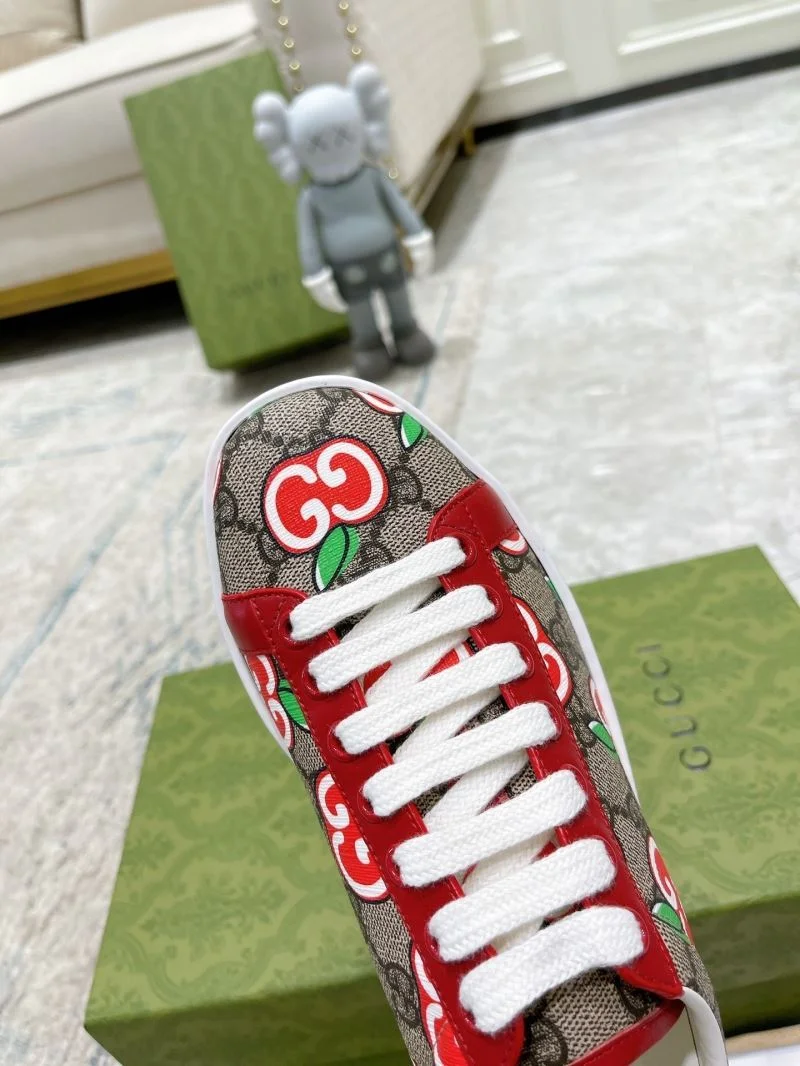 Gucci ACE Shoes Seasonal 24544