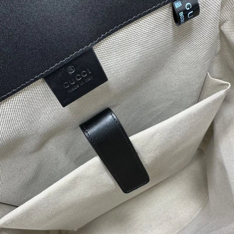 Unisex Gucci Backpacks 51551