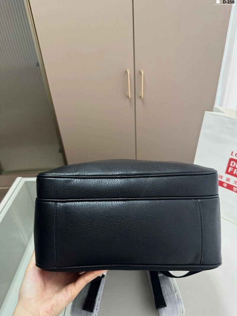 ModernLook Gucci Backpacks 81482
