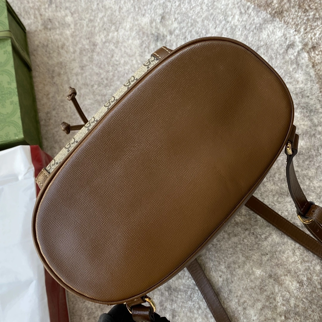 Gucci Backpacks UrbanChic 72483