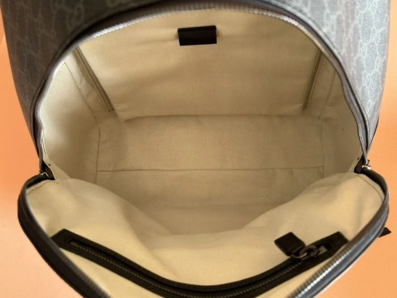 Breathable Gucci Backpacks 50029