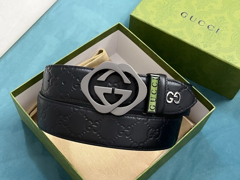 Versatile Gucci Belts 293495