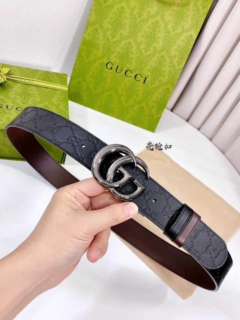 Sleek Gucci Belts 293388