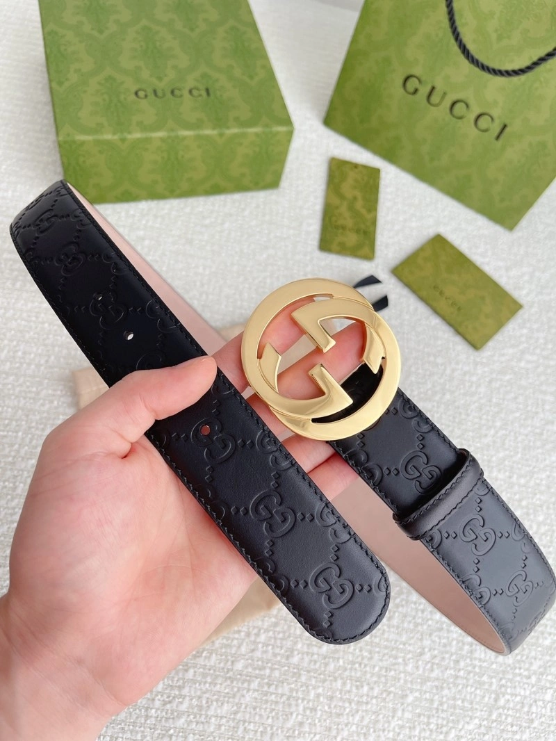 Supportive Gucci Belts 293393