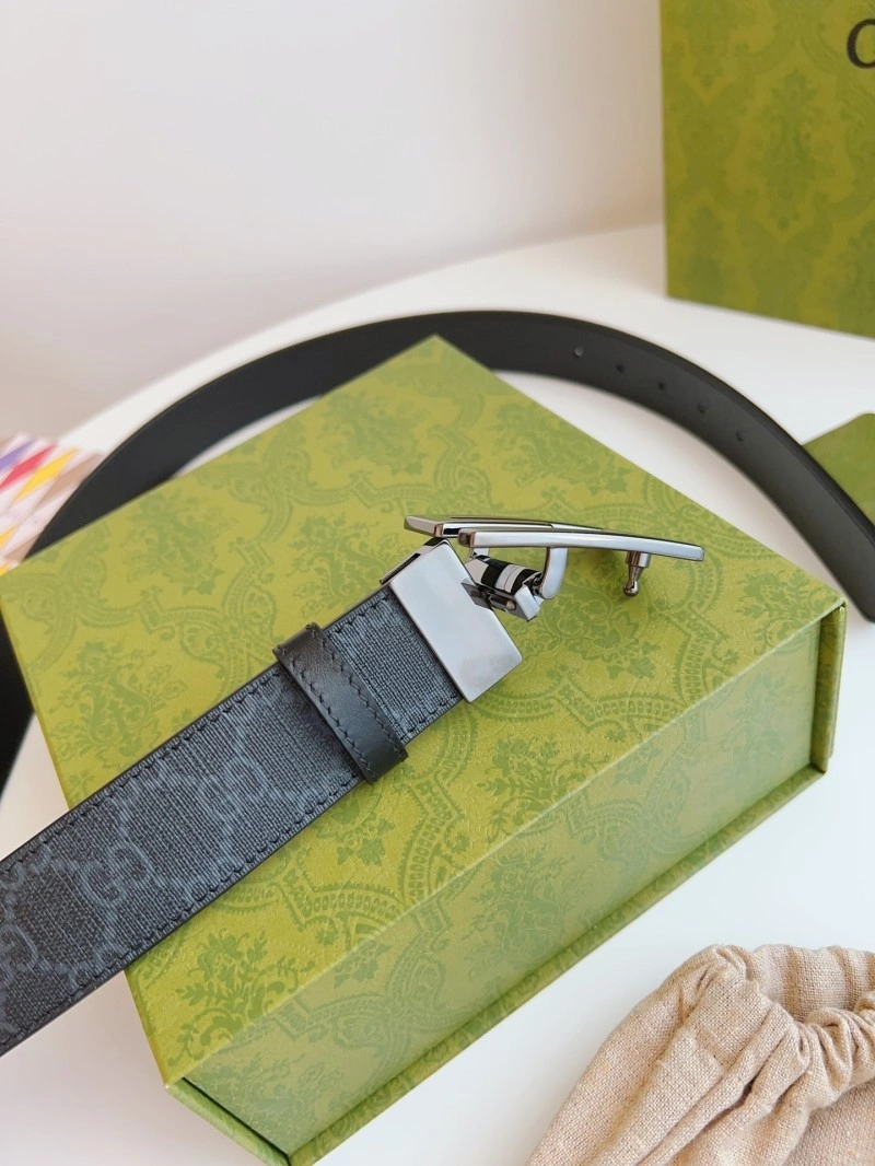 Functional Gucci Belts 293365