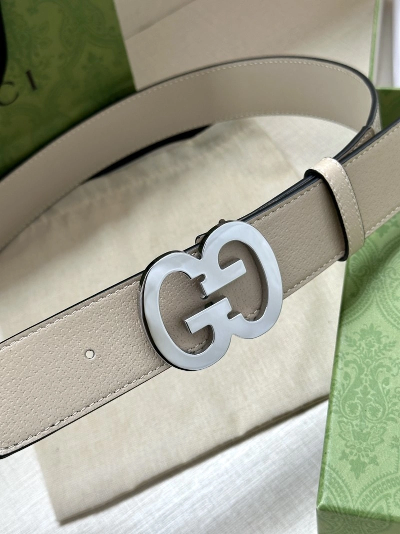 Bold Gucci Belts 293364