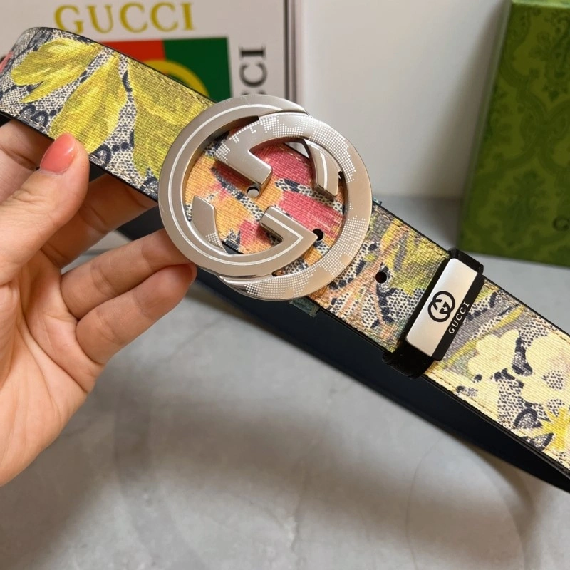 Sleek Gucci Belts 293340