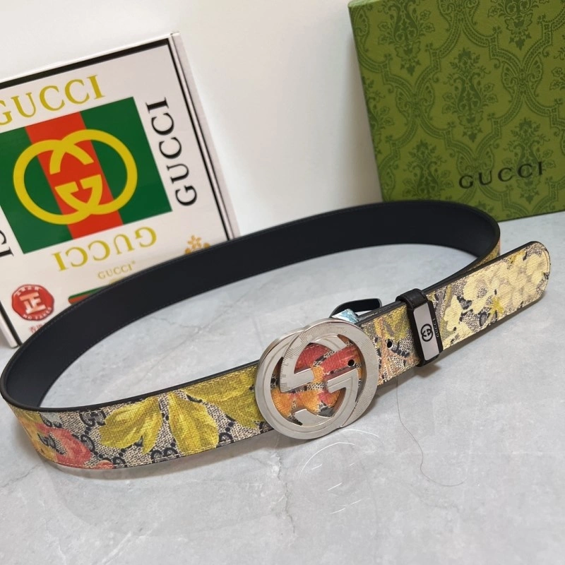 Sleek Gucci Belts 293340