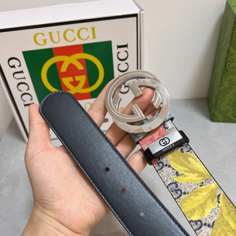 Sleek Gucci Belts 293340