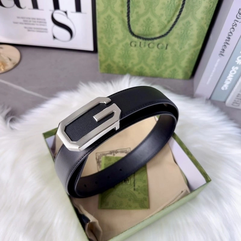Bold Gucci Belts 293356