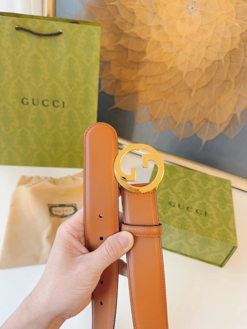 Sleek Gucci Belts 293229