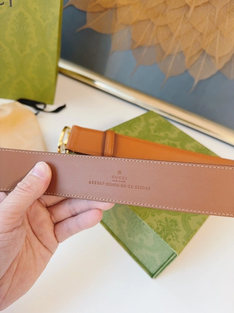 Sleek Gucci Belts 293229