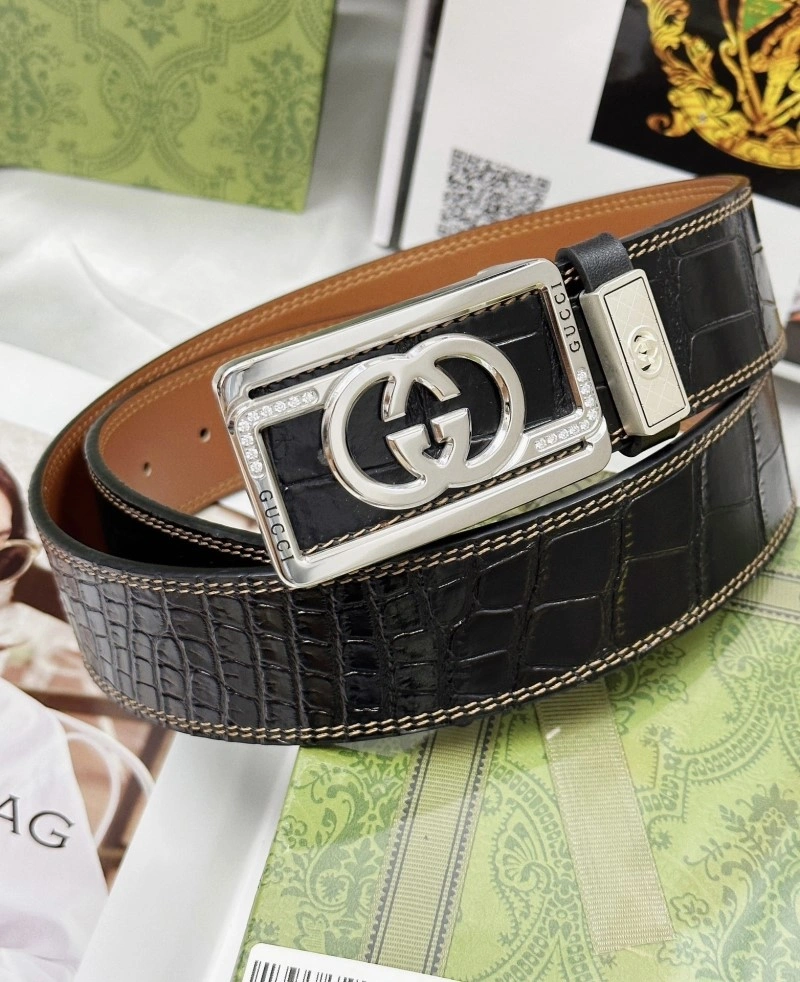 Lightweight Gucci Belts 293151