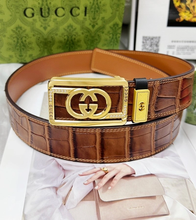 Lightweight Gucci Belts 293151