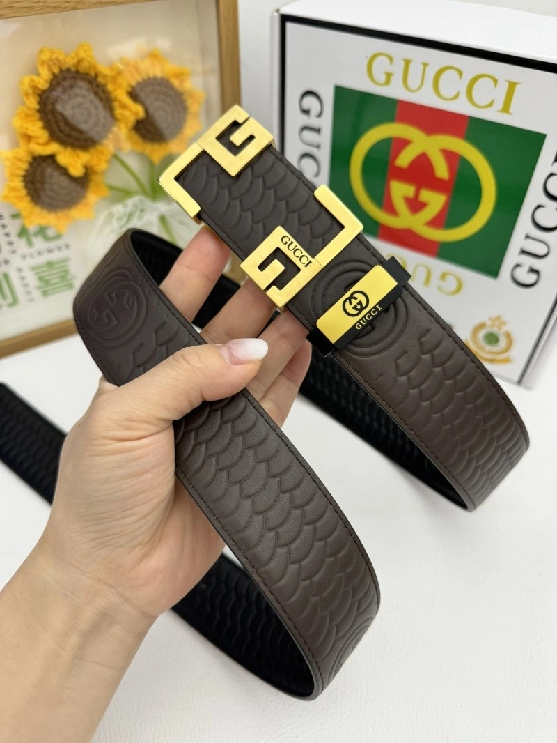 Sporty Gucci Belts 293111