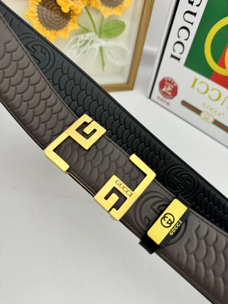Sporty Gucci Belts 293111