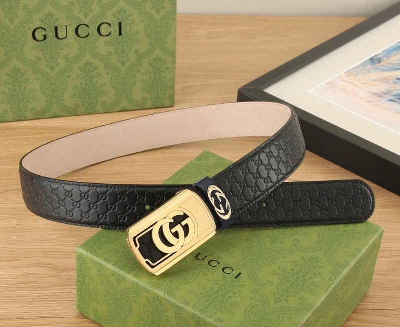 Minimalist Gucci Belts 293061