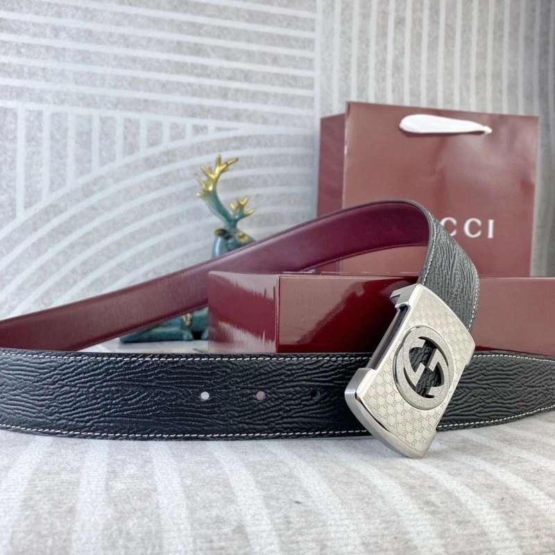 RelaxedFit Gucci Belts 292882
