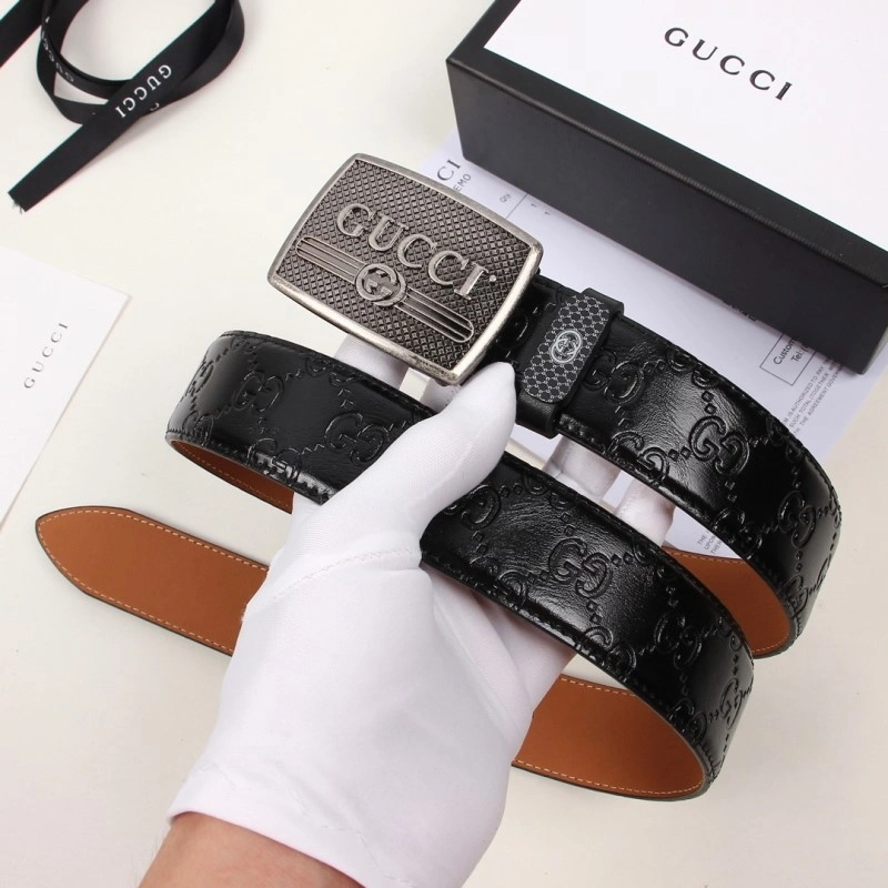 RelaxedFit Gucci Belts 292828
