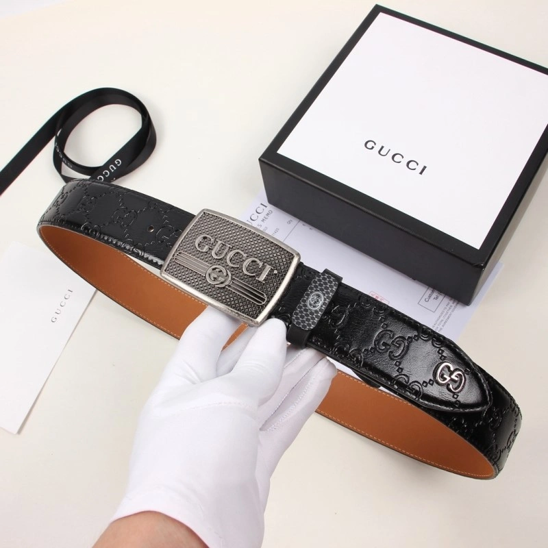 RelaxedFit Gucci Belts 292828