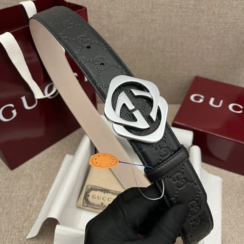 Gucci Belts Flexible 292760