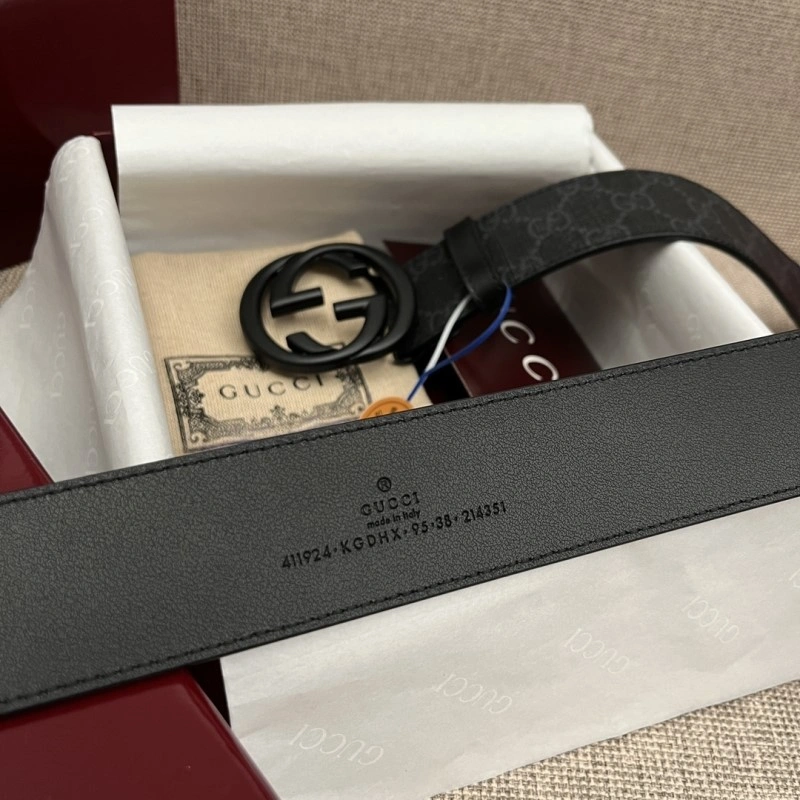 Sporty Gucci Belts 292777