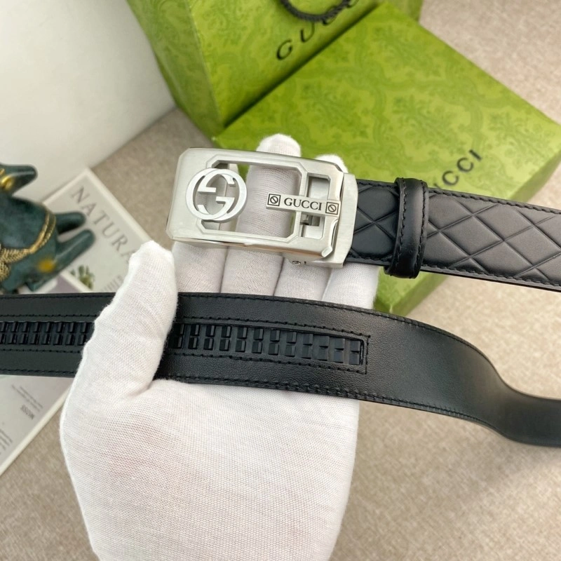 Lightweight Gucci Belts 292307