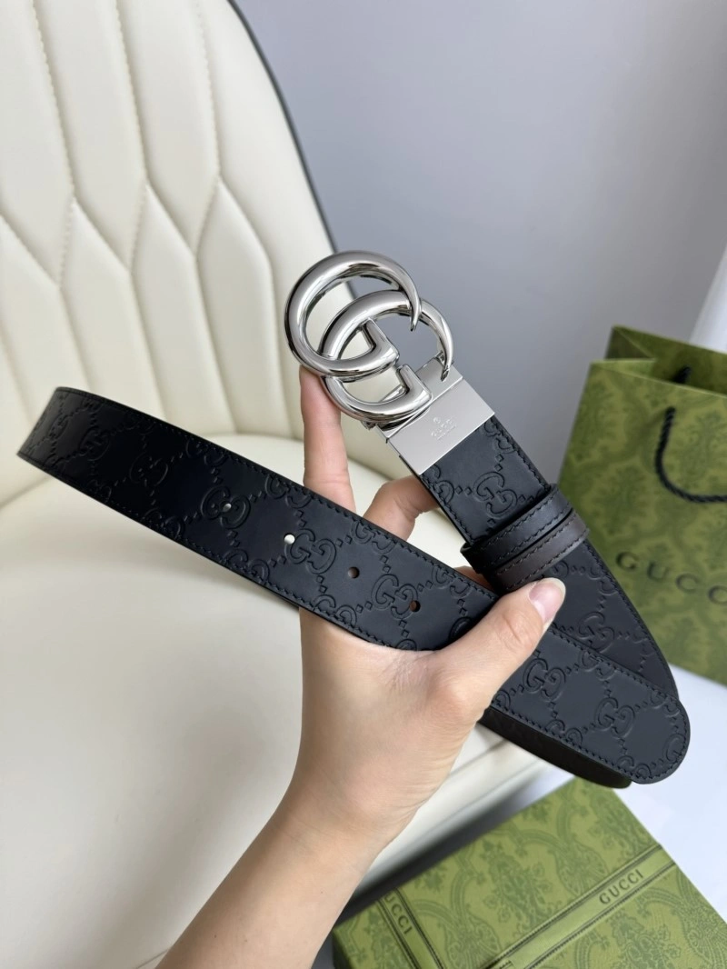 RelaxedFit Gucci Belts 292238
