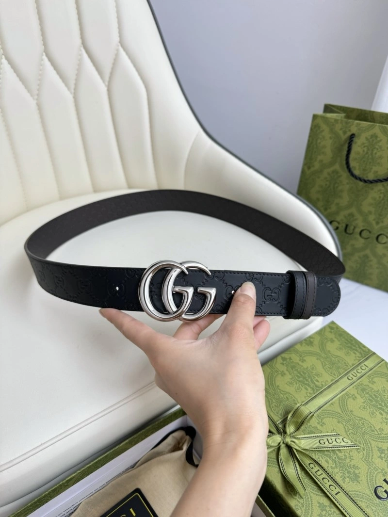 RelaxedFit Gucci Belts 292238