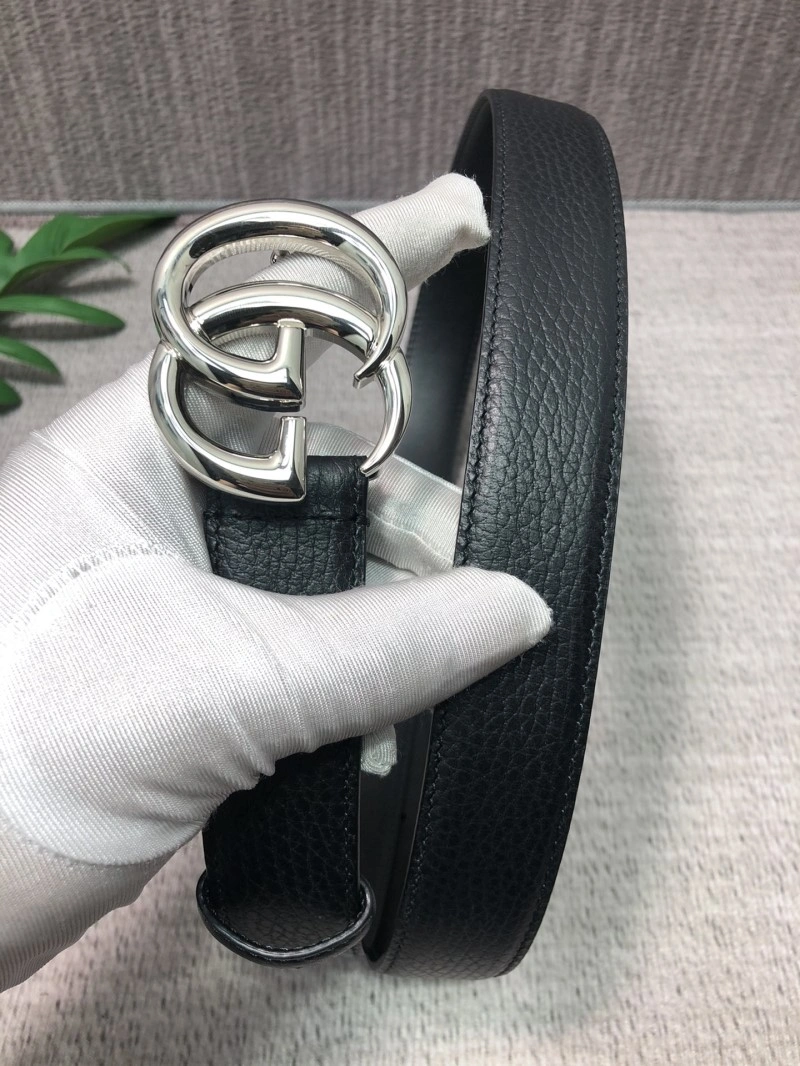 Minimalist Gucci Belts 292246