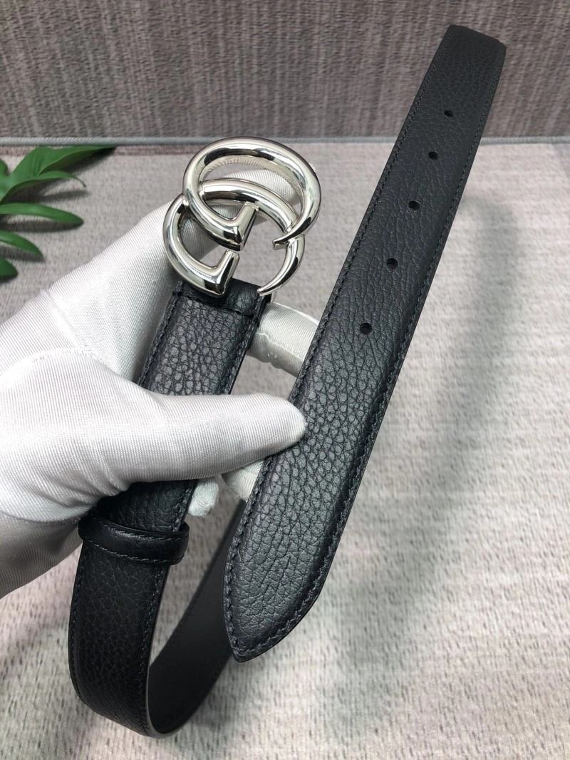Minimalist Gucci Belts 292246