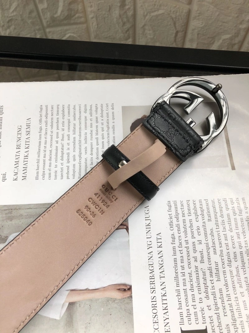 Sporty Gucci Belts 292235