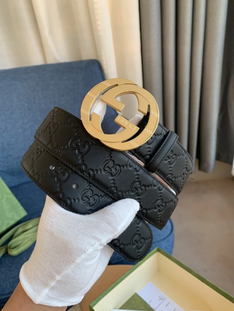 Sporty Gucci Belts 292237