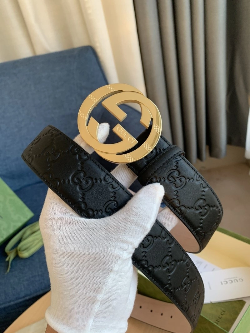 Sporty Gucci Belts 292237