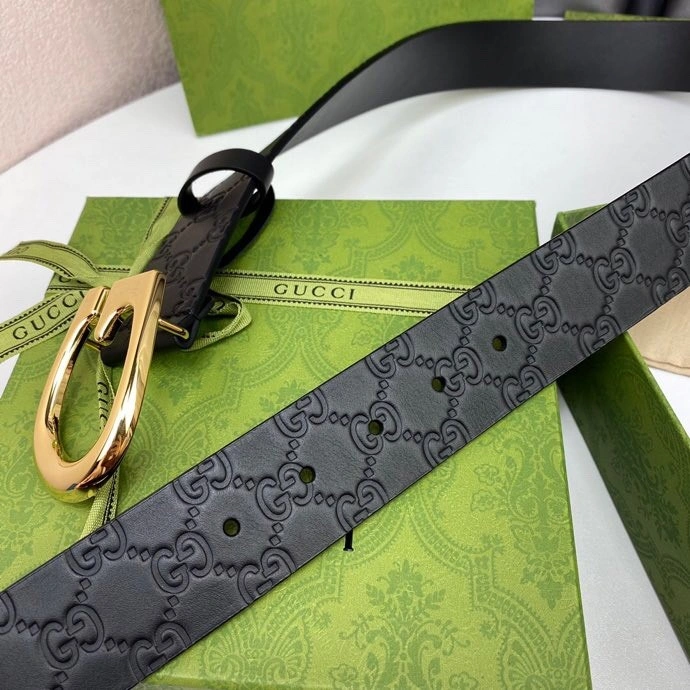 Sleek Gucci Belts 291714