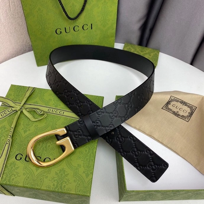 Sleek Gucci Belts 291714