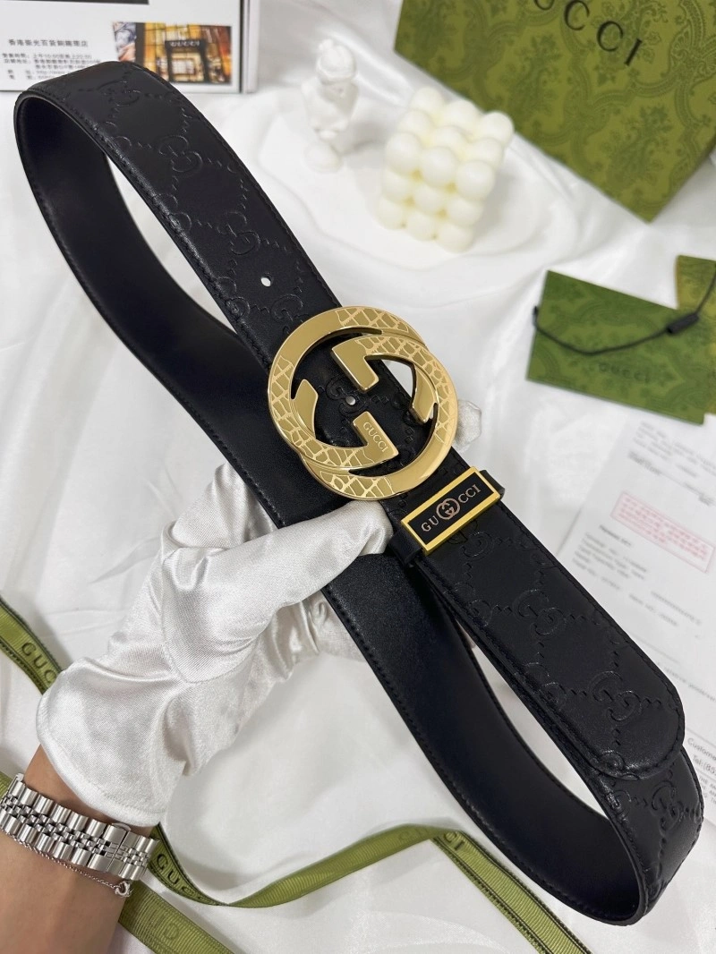 Timeless Gucci Belts 290941