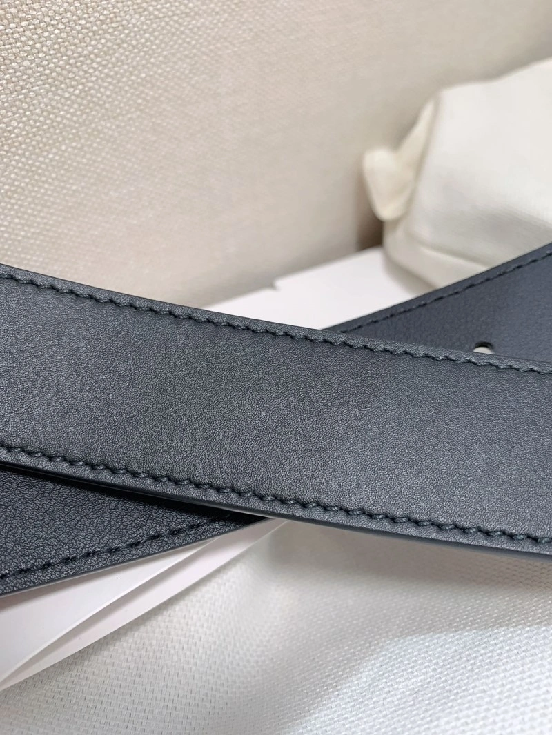 Effortless Gucci Belts 290771