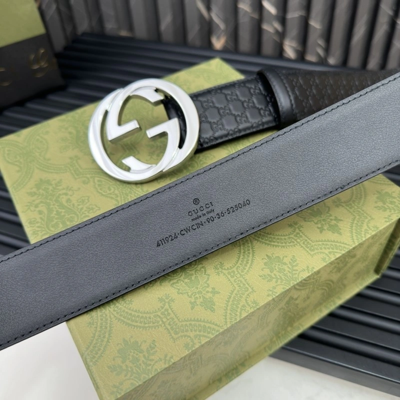 Minimalist Gucci Belts 290747